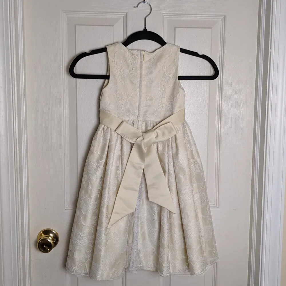 Princess Faith Sz 5 Flower Girl Party Dress | Classic Spring Dreamy Lace Dress - Picture 3 of 6